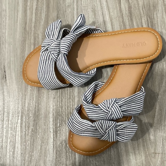 Old Navy White & Blue striped Slides - Picture 2 of 2